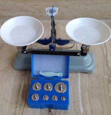 Double Pan Balance